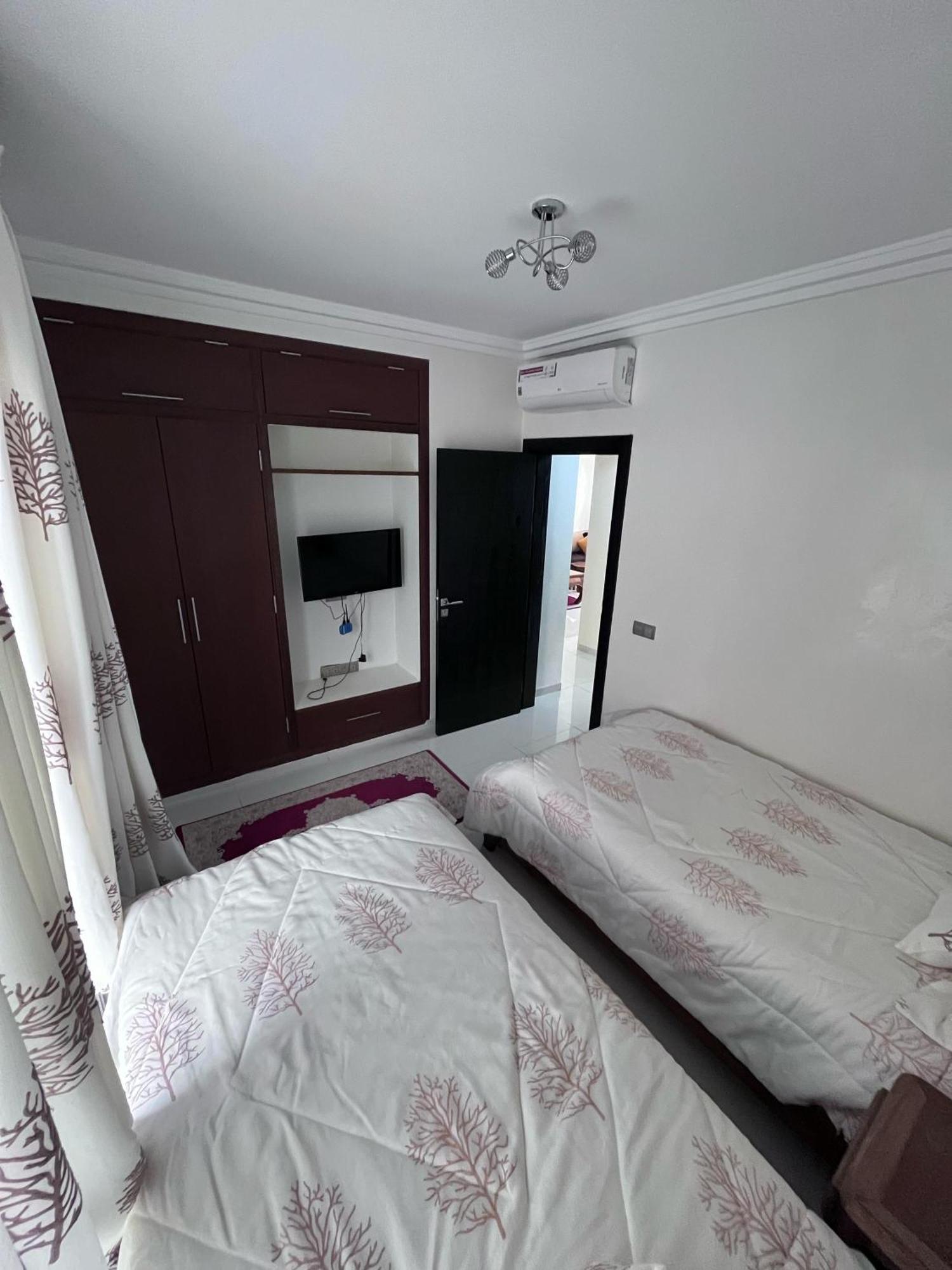 Apartment Sea View With Pool أورير المظهر الخارجي الصورة